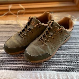 Avalanche Women's Climber Lace Up Sneakers